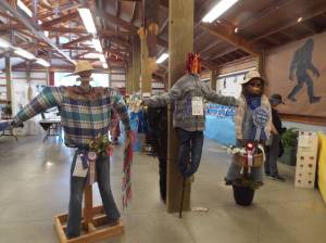 Andrea Watts photos / The Daily World
This year saw four entries to the Scarecrow Display. Classes were traditional scarecrows and contemporary or modern scarecrows.