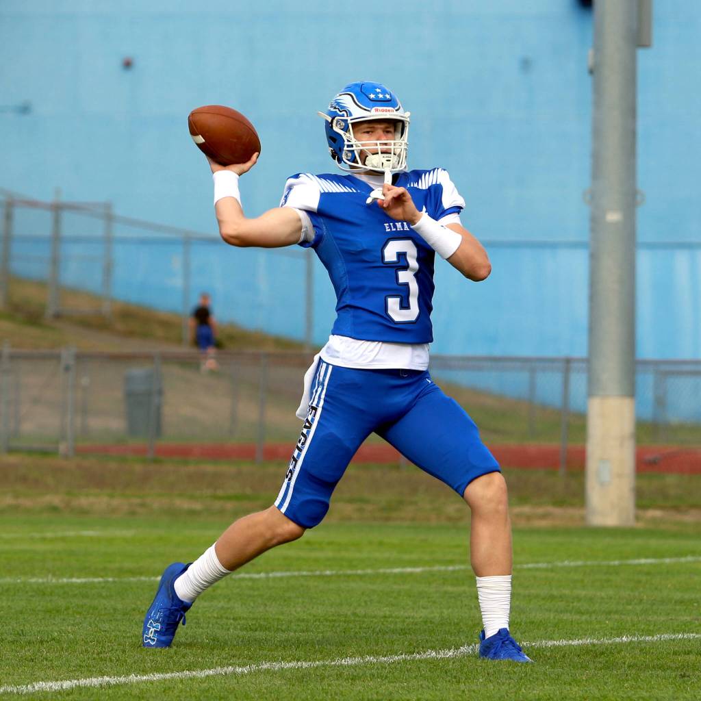 DAILY WORLD FILE PHOTO
Elma quarterback Isaac McGaffey will lead the Eagles in a season-opening game against Centralia on Friday in Centralia.