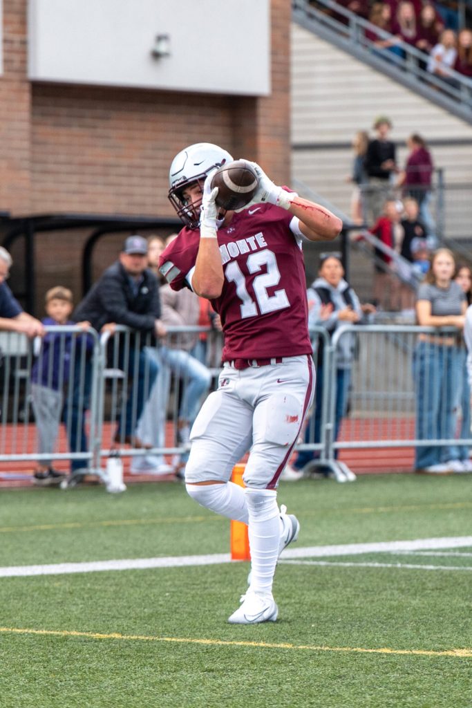 PHOTO BY FOREST WORGUM Montesanos Toren Crites, seen here in a file photo from Aug. 29, will be one of the Bulldogs impact players when they take on Black Hills on Friday.