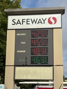 Gas prices at Safeway in Aberdeen on Sept. 17, 2025. (Jerry Knaak / The Daily World)