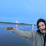 Northwest Sportsman Magazine
Razor clamming is one of the heavy hitters of fall on the Washington coast, especially at the start of digging season, which begins this month with several minus-one-plus-foot low tides, but there are lots of other opportunities to be had out here.