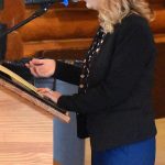 Grays Harbor County Commissioner Georgia Miller addresses the attendees at the GGHI Business Forum Lunch on real estate.