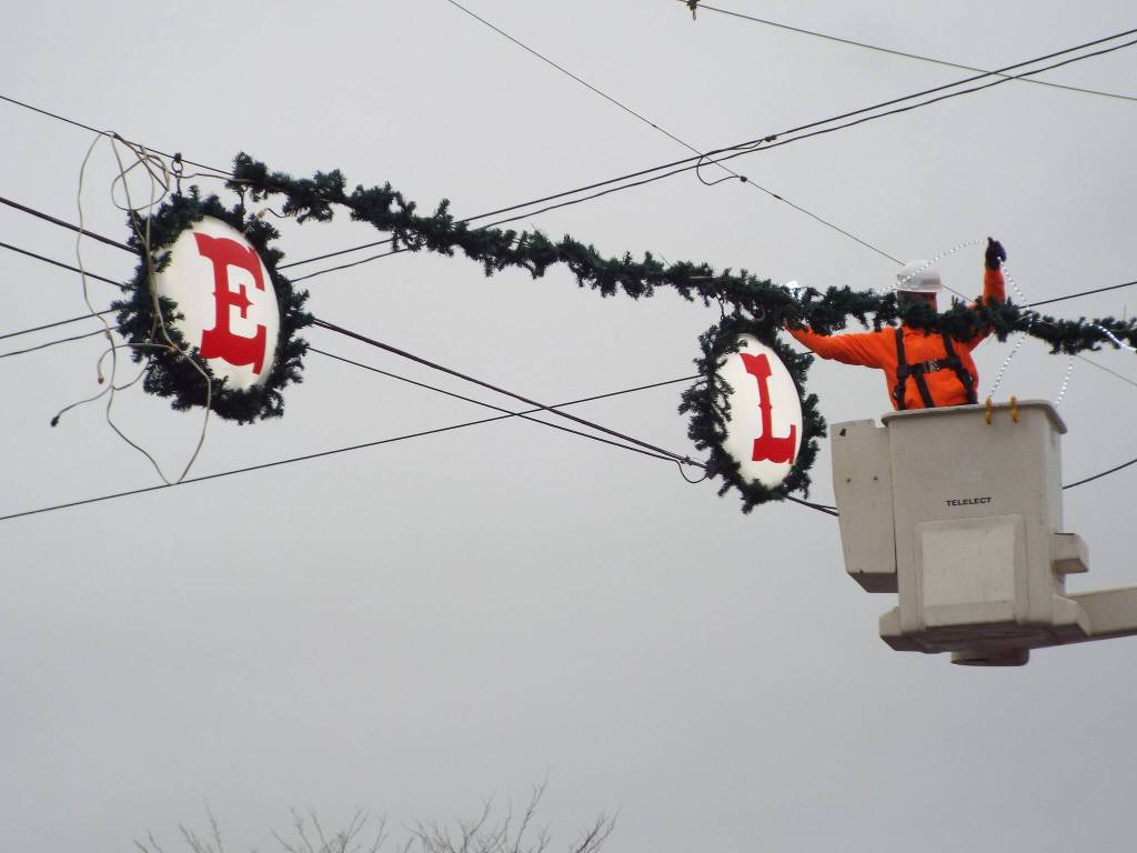 In Montesano, crews were busy this week adding festive cheer to the city's streets.  
Andrea Watts/The Daily World