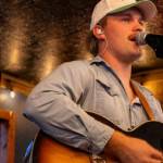 Spencer Lendon will be at Gepettos Italian Restaurant & Sports Bar in Montesano Friday night.