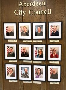 The newly minted 2026 Aberdeen City Council (Jerry Knaak / The Daily World)