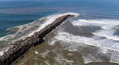 USACE
The U.S. Army Corps of Engineers has awarded a $30 million contract to Astoria, Oregon-based Big River Construction to conduct major maintenance on the North Jetty near Ocean Shores.