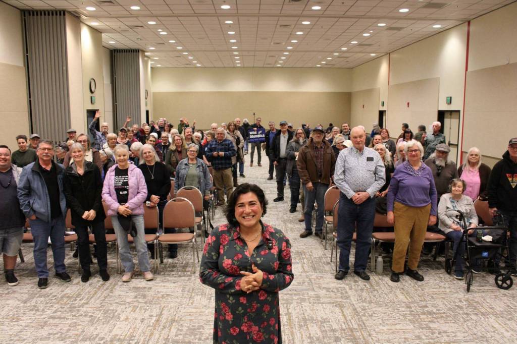 U.S. Rep. Emily Randall visits Harbor