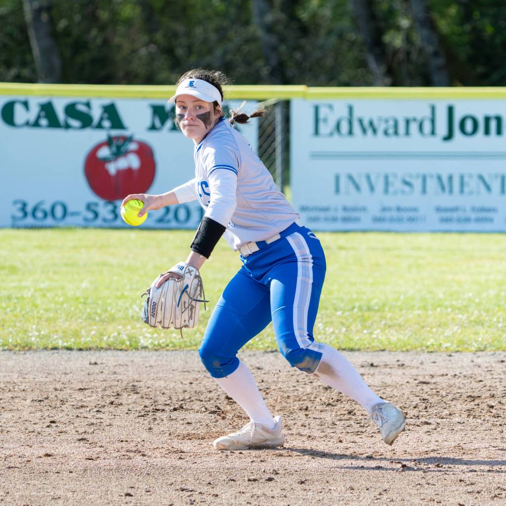 NICOLE SHANNON | MAIN FOCUS MEDIA Elma shortstop Aubree Simmons drove in three runs to lead the Eagles offense in a 6-0 win over Hoquiam on Thursday in Hoquiam.