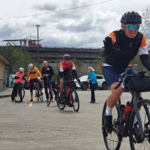 Andrea Watts / The Daily World
Montesanos Fishin Hole Restaurant served as a lunch stop for cyclists participating in the Tour de Parkinson, a 2,093-mile ride from Seattle to Phoenix.