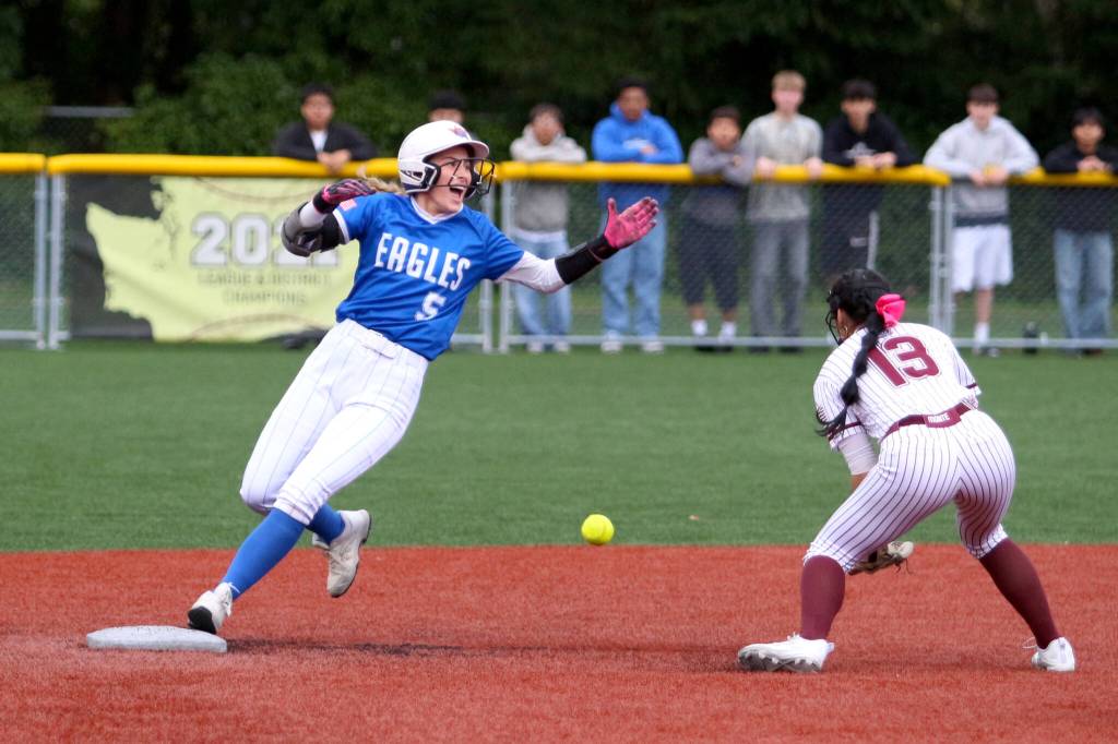 RYAN SPARKS | THE DAILY WORLD Elmas Raelynn Weld (left) hit two doubles in a 10-6 loss to Montesano on Thursday at Dick Tagman Field in Montesano.