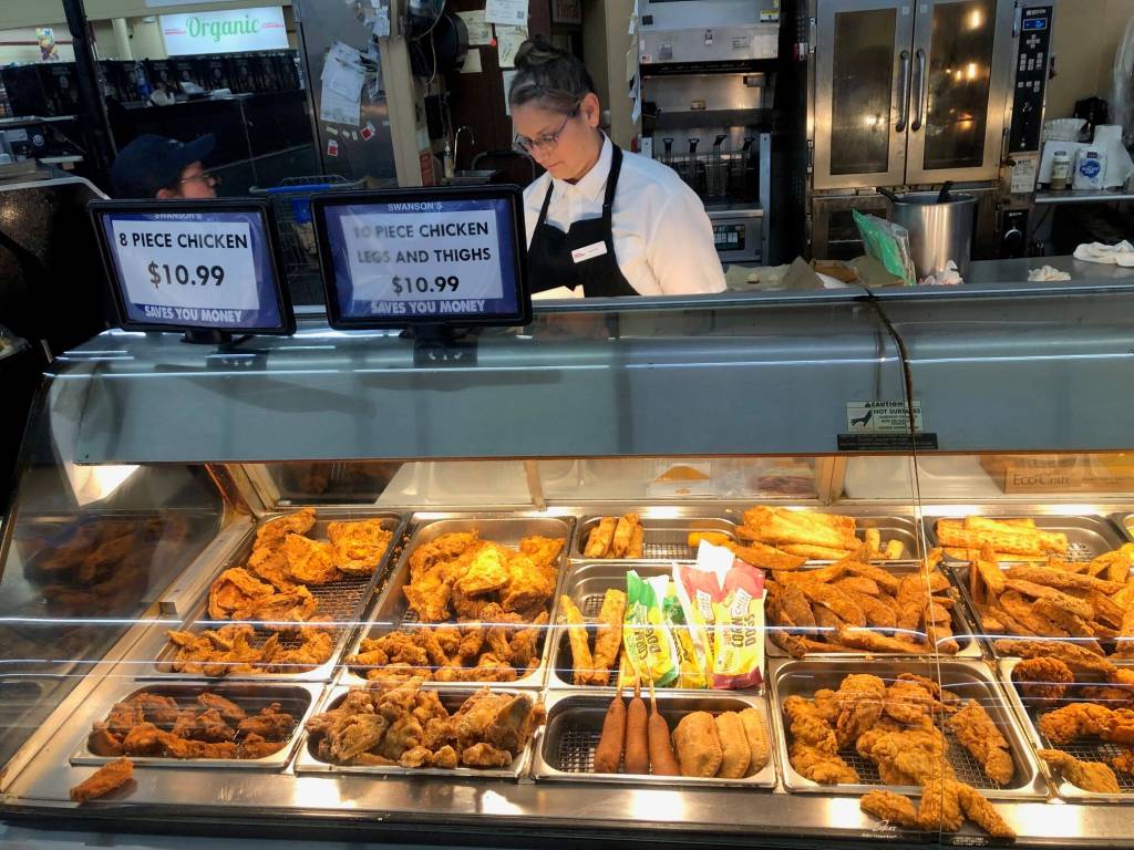Michael Wagar / The Daily World
The fried chicken at the South Aberdeen Swansons is considered by some to be the best on the Harbor.