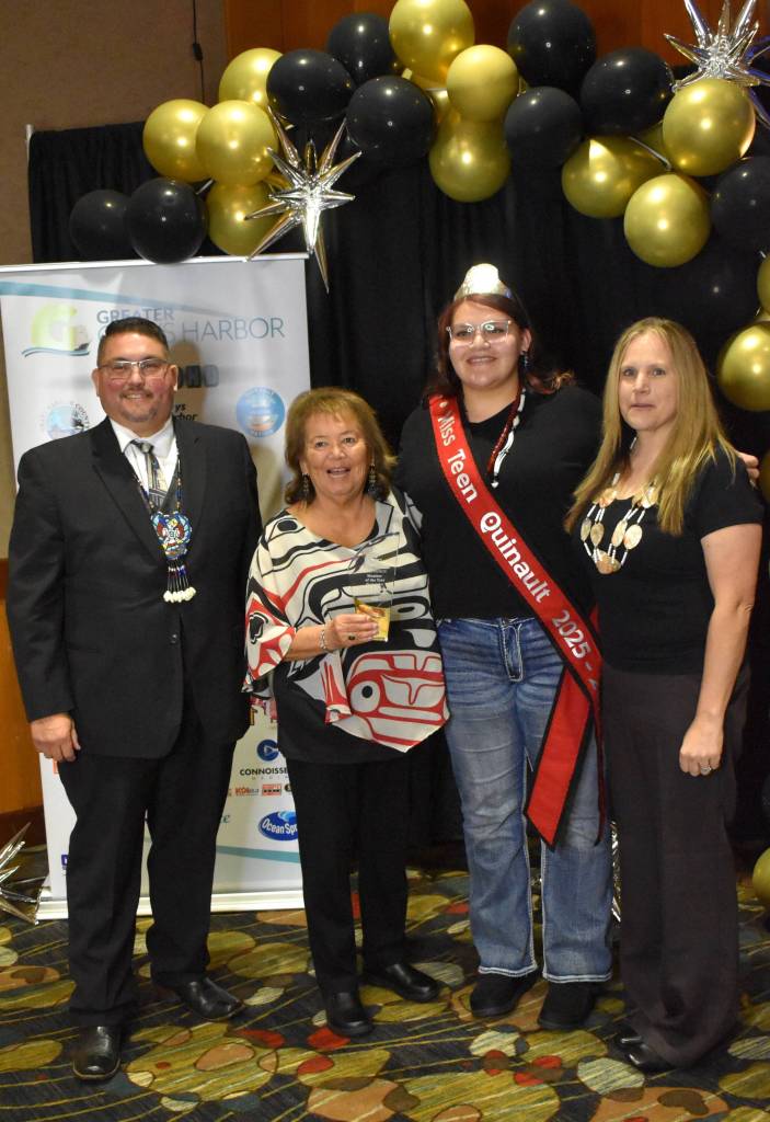 Business community honored at awards banquet
