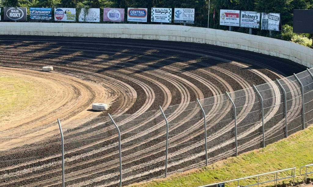 Even with the oppressive heat on Sunday and the thousands of gallons of water needed for the track, Bert Johnsons raceway crew had the track in great condition for the Fastest Five Days event.