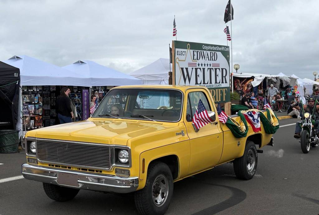 Jerry Knaak / The Daily World
Westport Mayor Ed Welters entry in the parade.