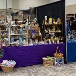 Jerry Knaak / The Daily World
Festivalgoers shop the vendors indoors during Sand and Sawdust.