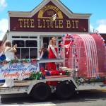 Andrea Watts / The Daily World
The Oakville Independence Day Royalty Court float won first place in the Floats category.