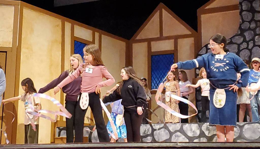 Andrea Watts / The Daily World
Tale of the dragon also brings princesses to the inn so they can fight the dragon too.