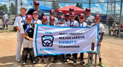 PHOTO COURTESY OF MONTESANO LITTLE LEAGUE The Montesano Major All-Stars defeated Elma to win the District 3 championship on Saturday in Olympia.