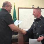 City of Hoquiam
Hoquiam Mayor Ben Winkelman congratulates Chief of Police Jeff Salstrom.