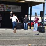 Jodesha radio personality Johnny Manson emcees the BigFoot Olympics at the Grays Harbor County Fair. (Jerry Knaak / The Daily World)