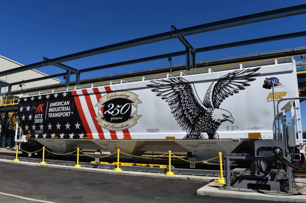 Jerry Knaak / The Daily World
A rail car is all dolled up for the Terminal 4 Expansion grand opening.