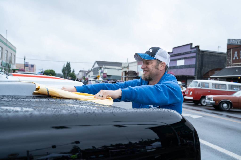 Nicole Shannon photos / Main Focus Media
Early rain showers forced car show entrants to do more wiping and polishing for the show.