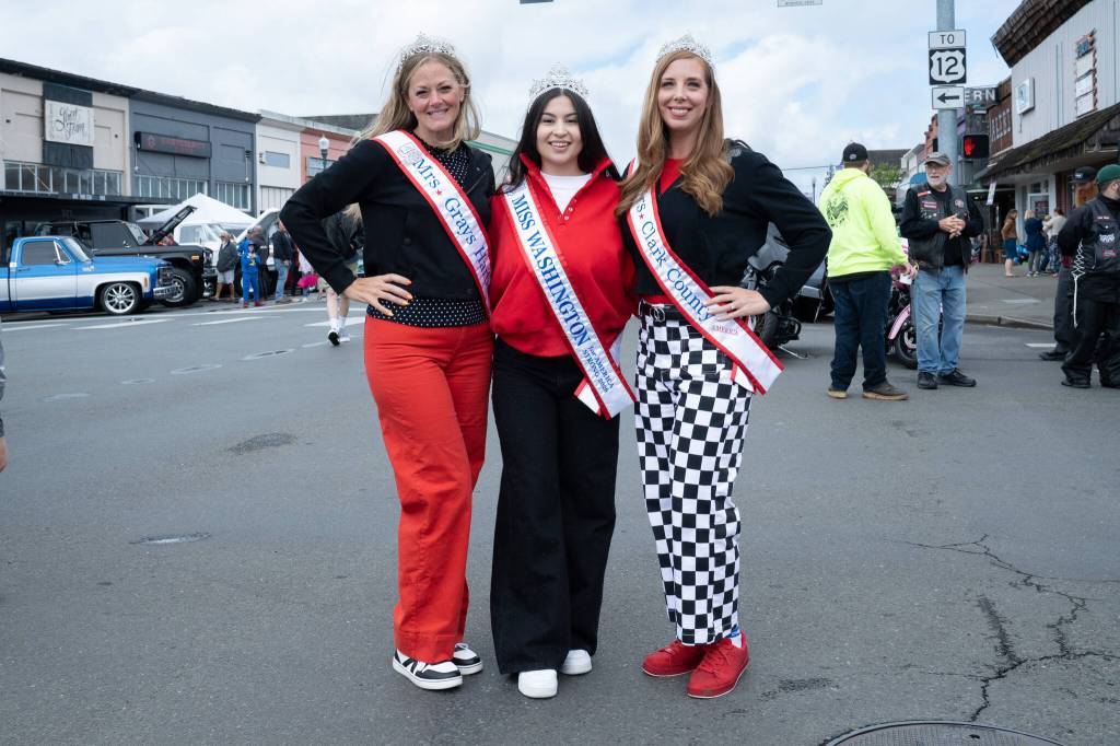 Mrs. Grays Harbor Jeanette Switzer (from left), Miss Washington Abby Iverson, and Mrs. Clark County Misty Moravec helped with several activities during the Heat on the Street event Saturday.